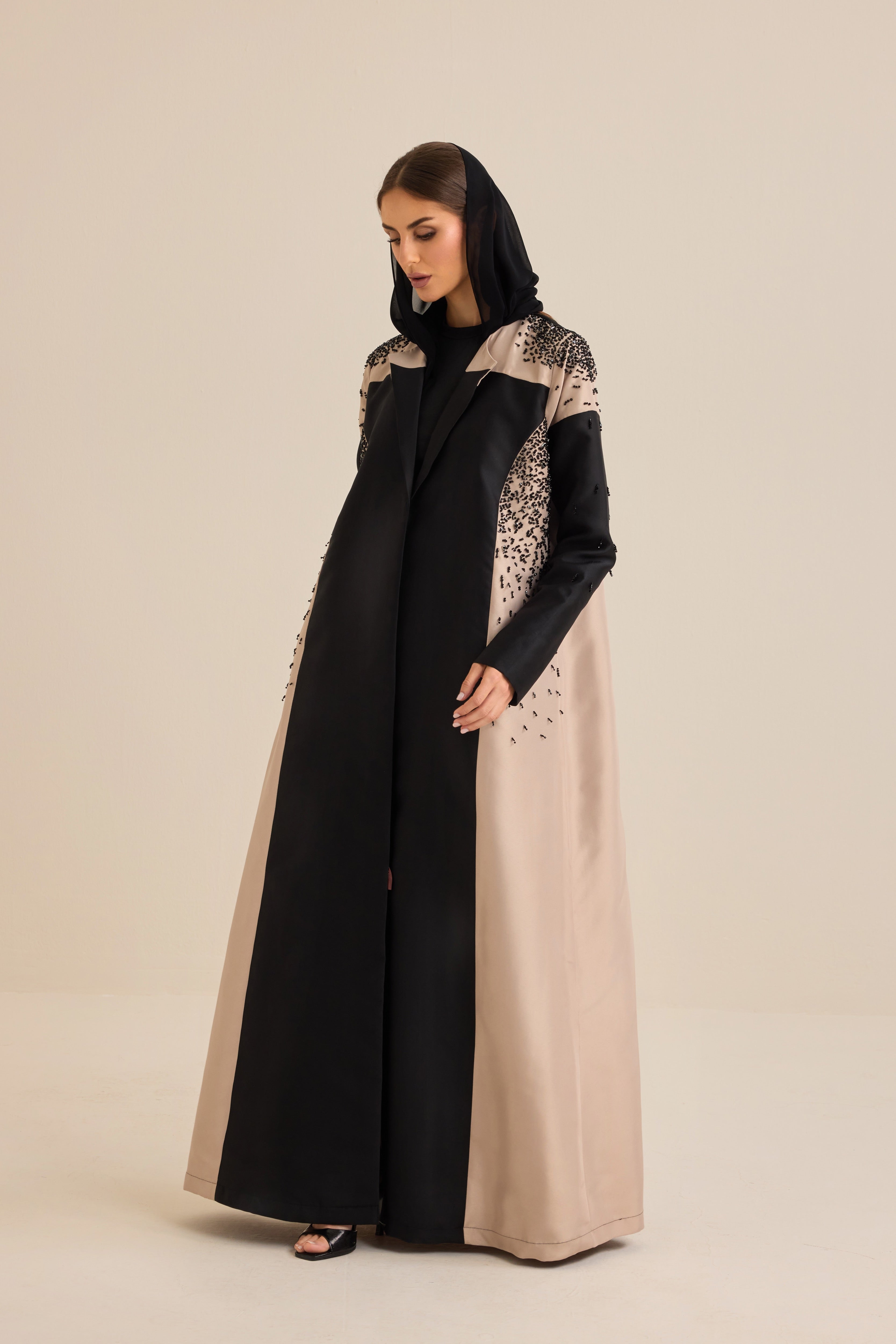 Hala - black
