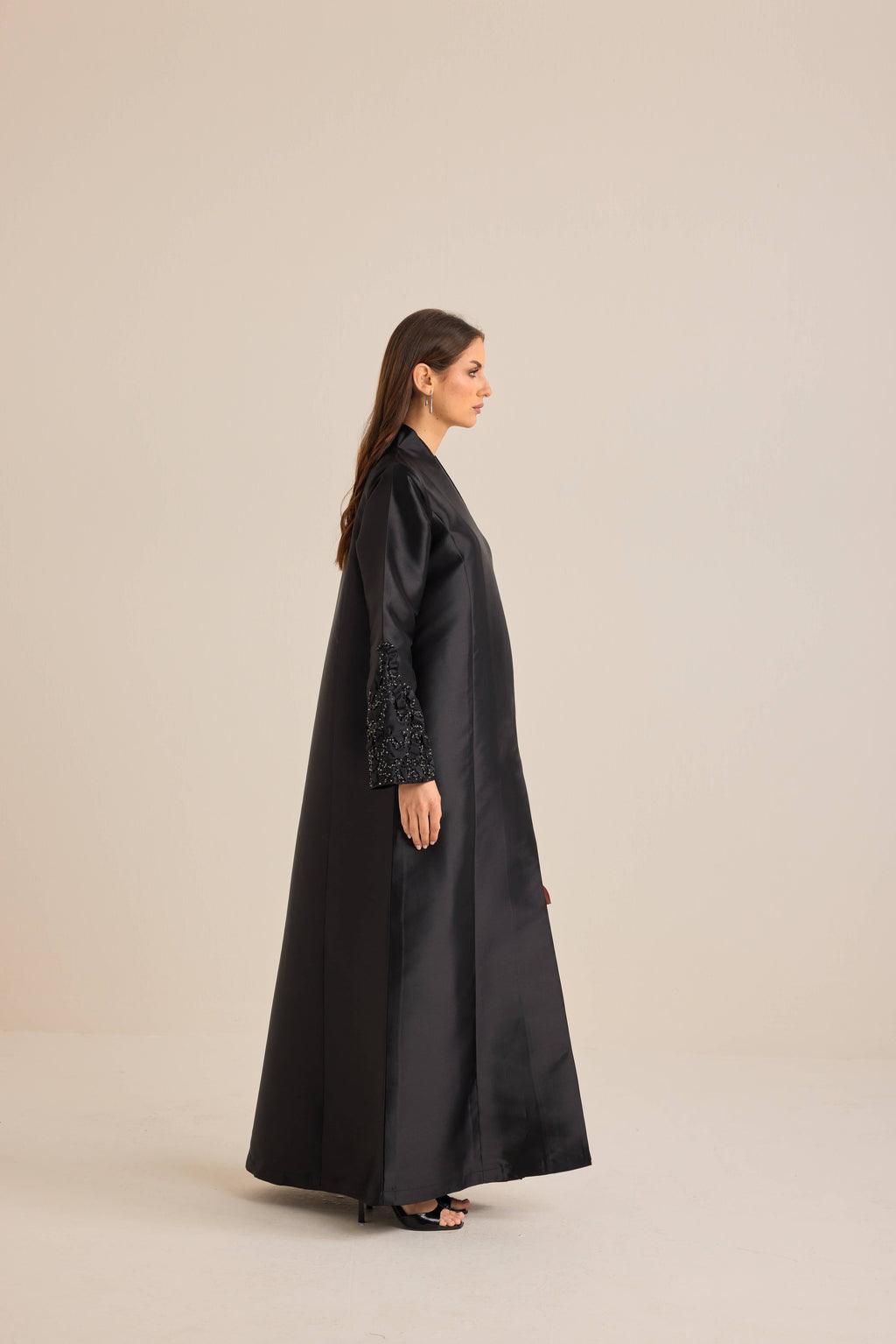 Zahra - black