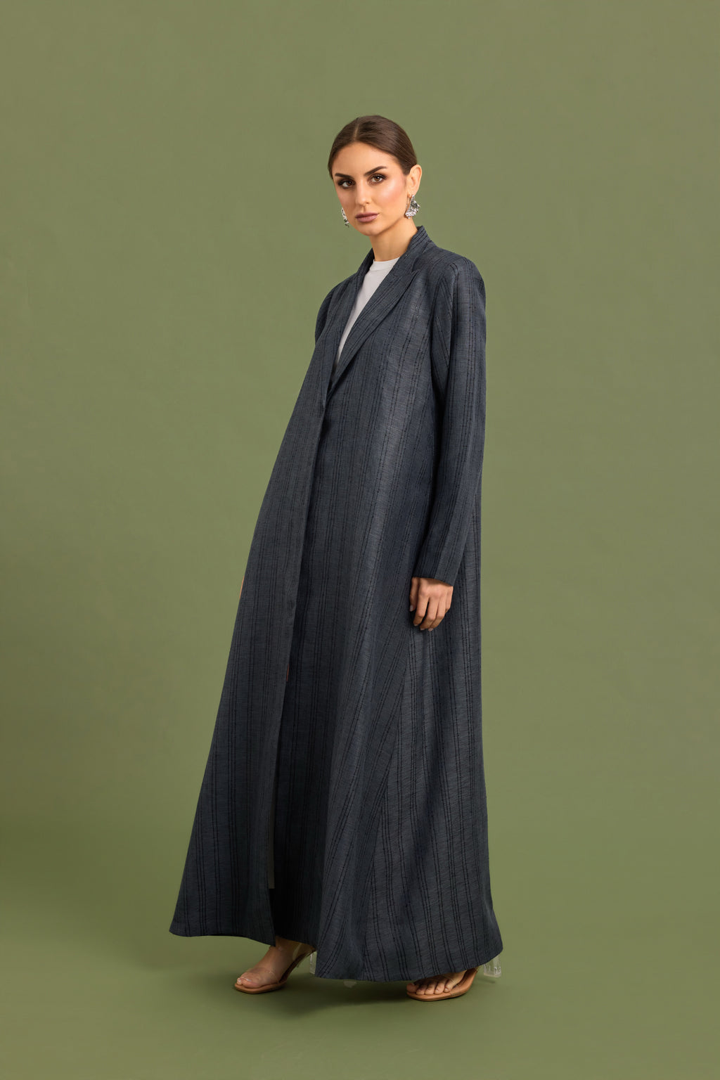 Alya - Grey