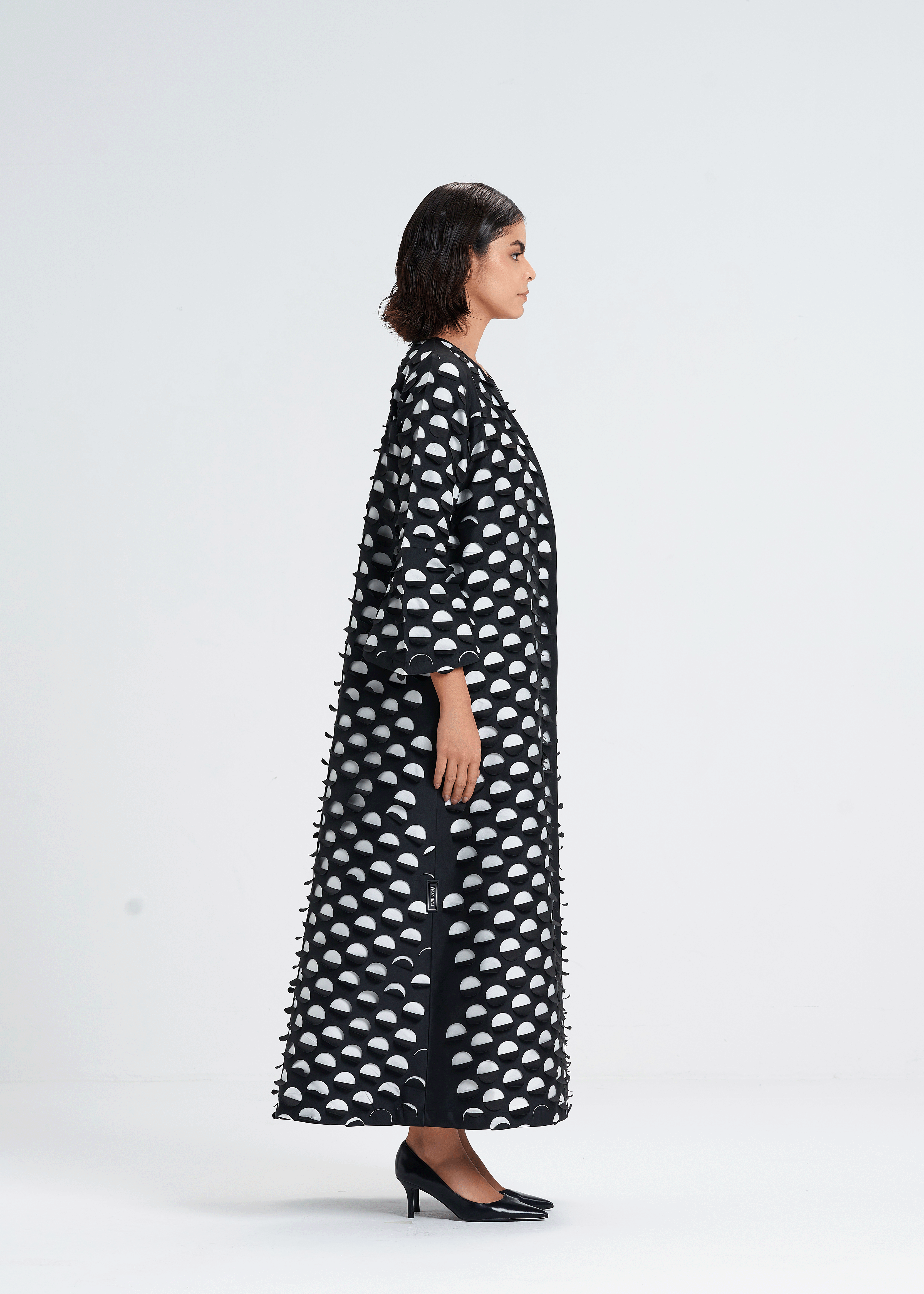 LIORA - BLACK