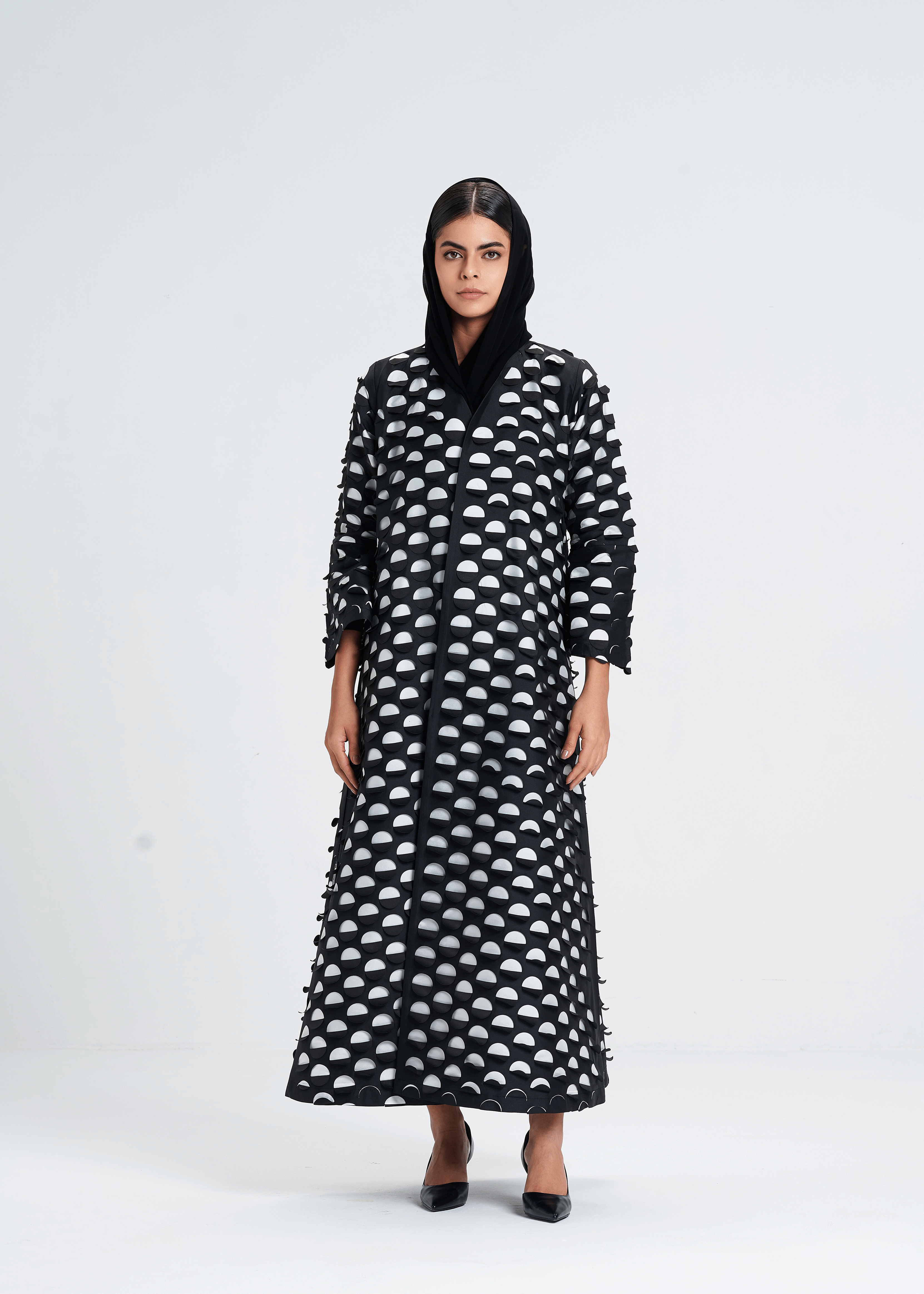 LIORA - BLACK